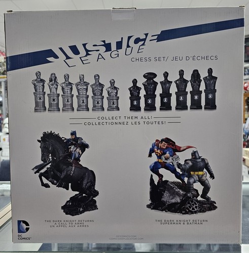 DC Collectibles DC Comics New 52 Justice League Chess Set NEW In Box LTD ED - Picture 3 of 11