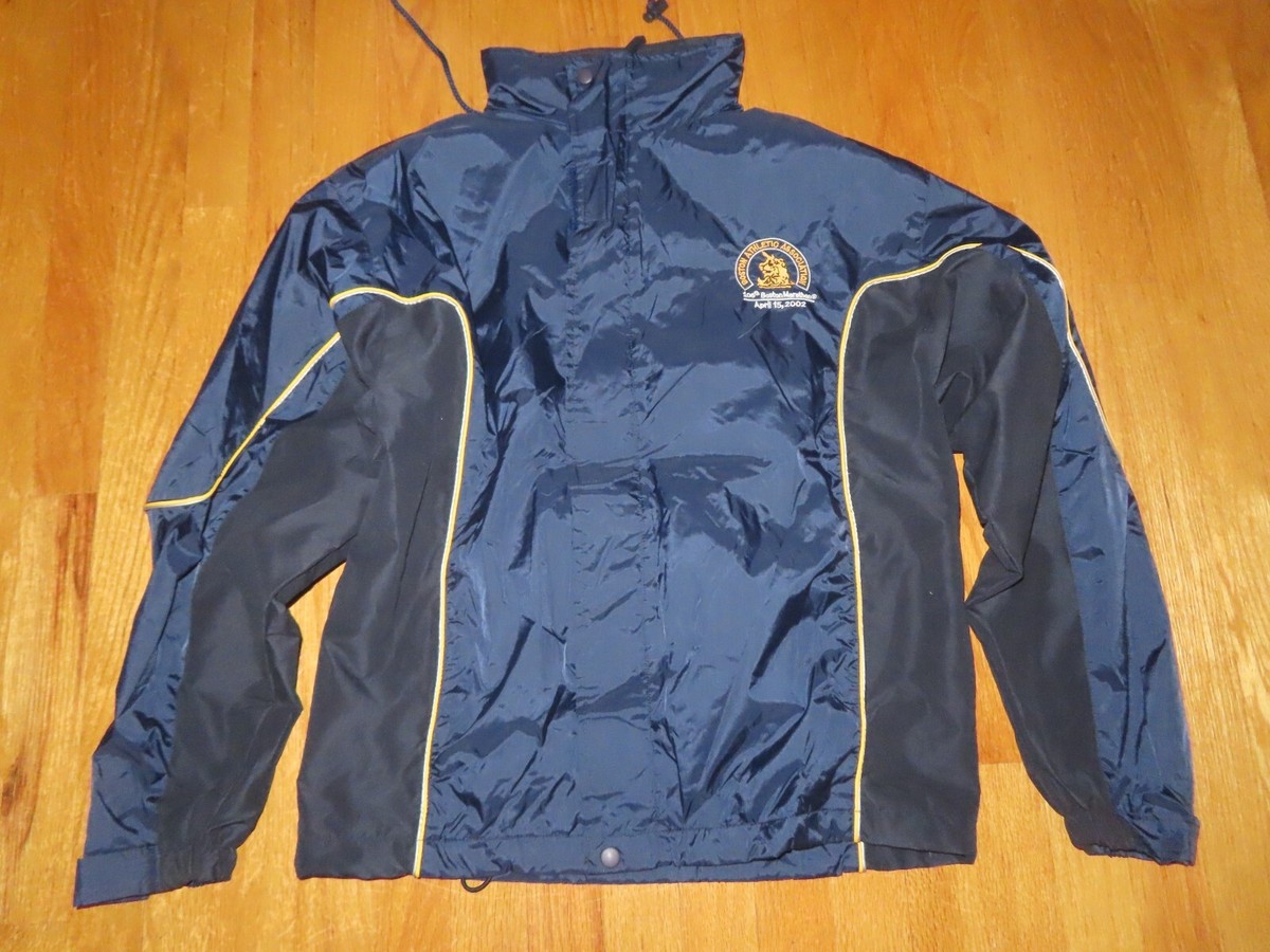 Woodlake Sport April 2002 BOSTON MARATHON Embroidered (SM Woodlake Sport April 2002 BOSTON MARATHON Embroidered (SM