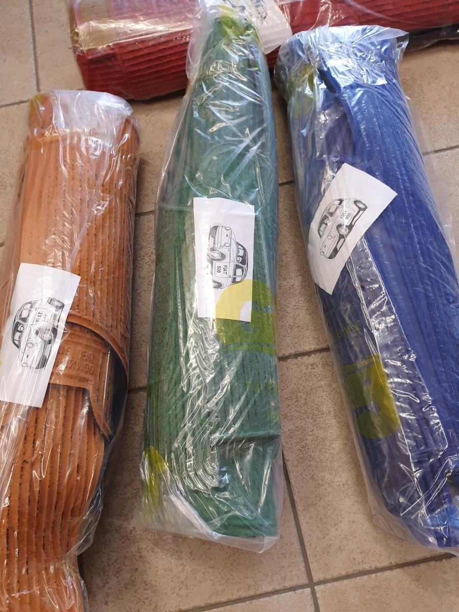 Tappetini vecchia 500 EPOCA D tappeti rossi in gomma per 126 auto set su misura antiscivolo GM-500-126 R