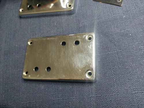 Gibson Ebo Eb3 Ebol  Front Pu Cover With Staggered Poles