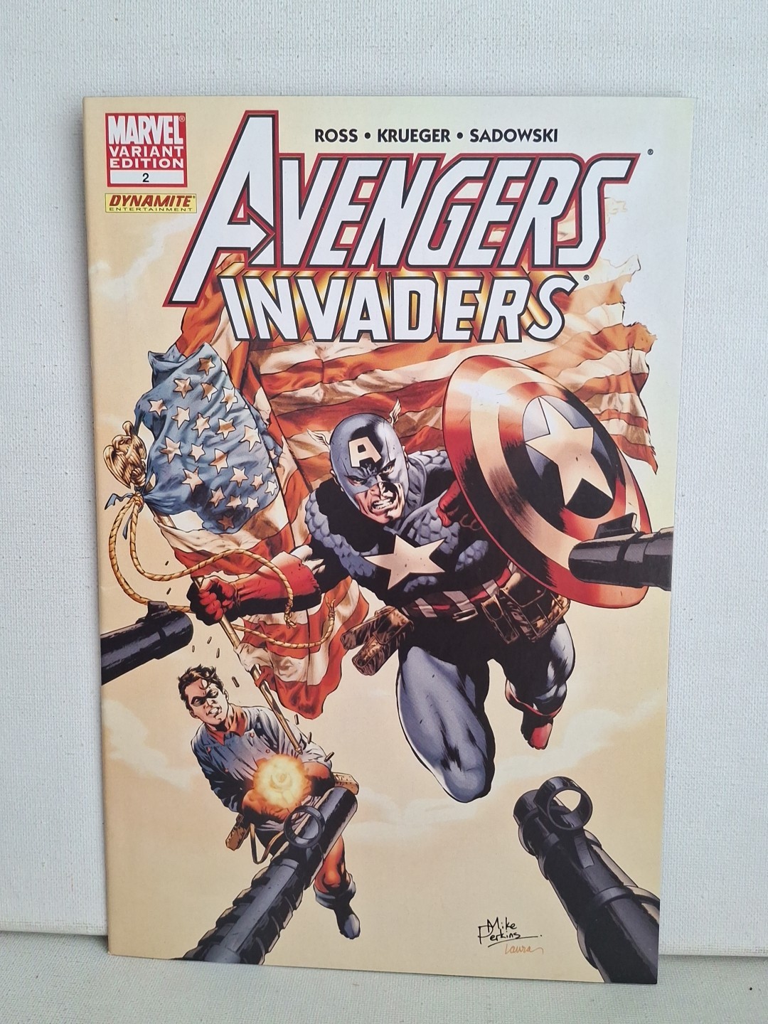 Avengers Invaders #2 Marvel Comics Dynamite 2008 Perkins Variant Cover