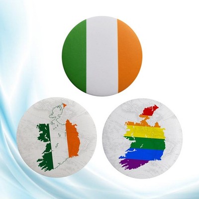  3 stücke Style Abzeichen Weißblech Karte Broschen Regenbogen Design Breastpins