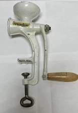 VINTAGE ZASSENHAUS ADJUSTABLE TABLE MOUNT COFFEE/SPICE GRINDER/MILL GERMANY