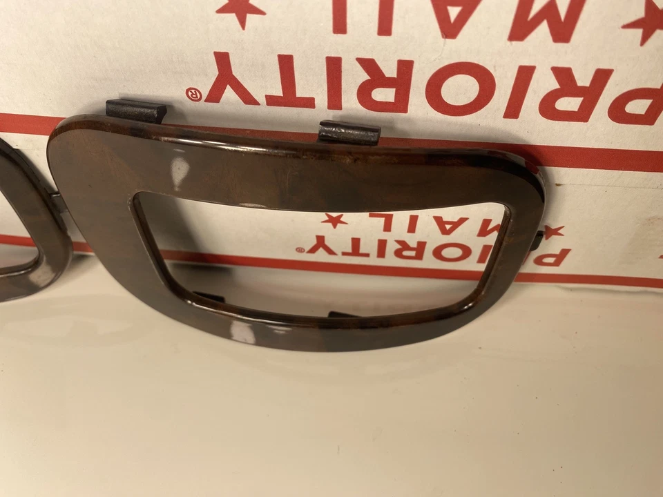 SUBARU LEGACY 2ª generación 1995-1998 consola palanca de cambios bisel OEM # 94110AC600 / 610  Foto 2 de 4