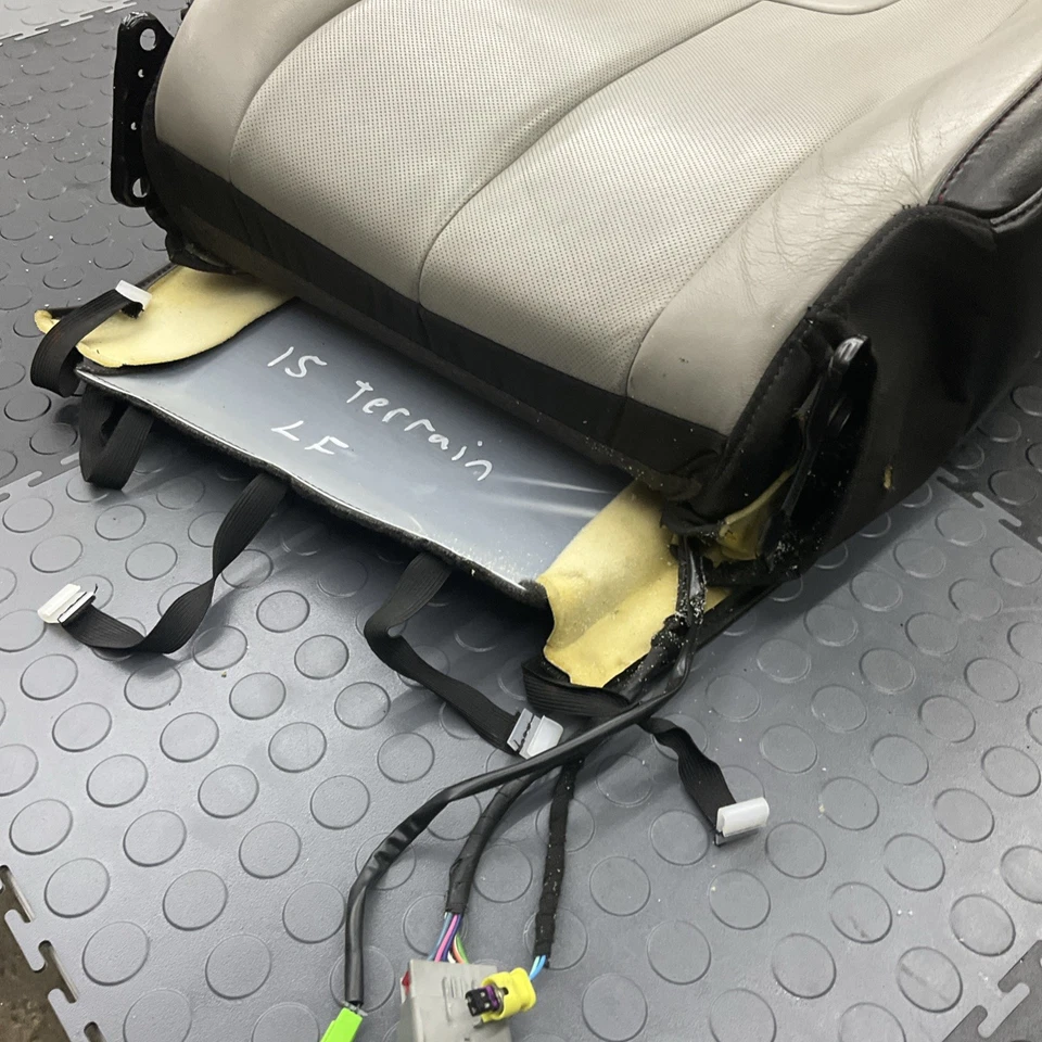 2010-2014 GMC terreno couro dianteiro direito passageiro assento superior fabricante de equipamento original - Imagem 4 de 4