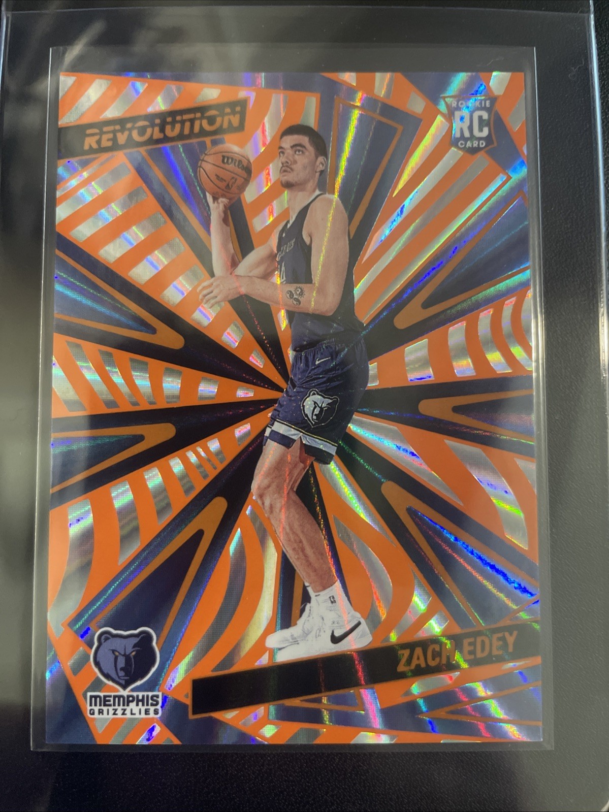 2024-25 Panini Revolution Zach Edey #134 Sunburst /75 RC Memphis Grizzlies