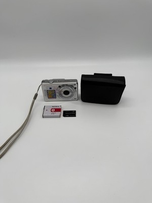 Sony Cyber-shot DSC-W55 7,2MP Vintage Digitalkamera  Silber OHNE LADEGERÄT Top !