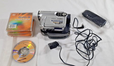 Hitachi DVD CAM WIDESCREEN DZ-BX35A Gray No Charger FOR PARTS OR REPAIR W DVDs