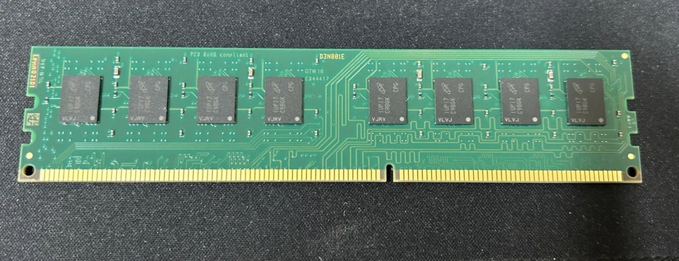 4GB DDR3L 1600MHz Crucial CT51264BD160BJ.C8FPD Desktop Memory PC3L-12800 - Image 3 of 3