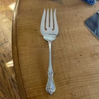 REED & BARTON STERLING SILVER ROSE CASCADE LARGE SERVING FORK 8.5" 84.2 GRAMS