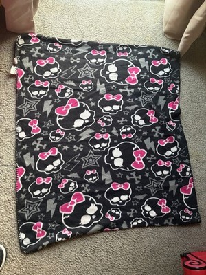 2010s Monster High Throw Blanket Black Pink Fleece Skullette Teen Home Decor