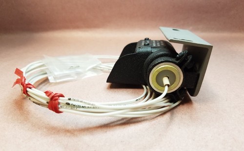 GRIMES - LAMP - P/N: A-4255A - SPEC. 32639 - Picture 2 of 8