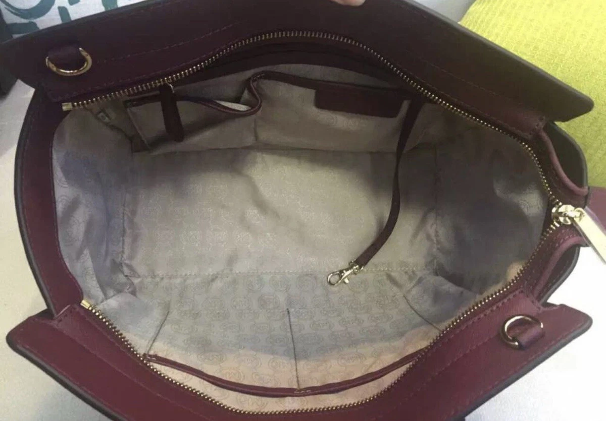 BNWT Michael Kors Selma large Satchel Saffiano Leather Merlot Handbag