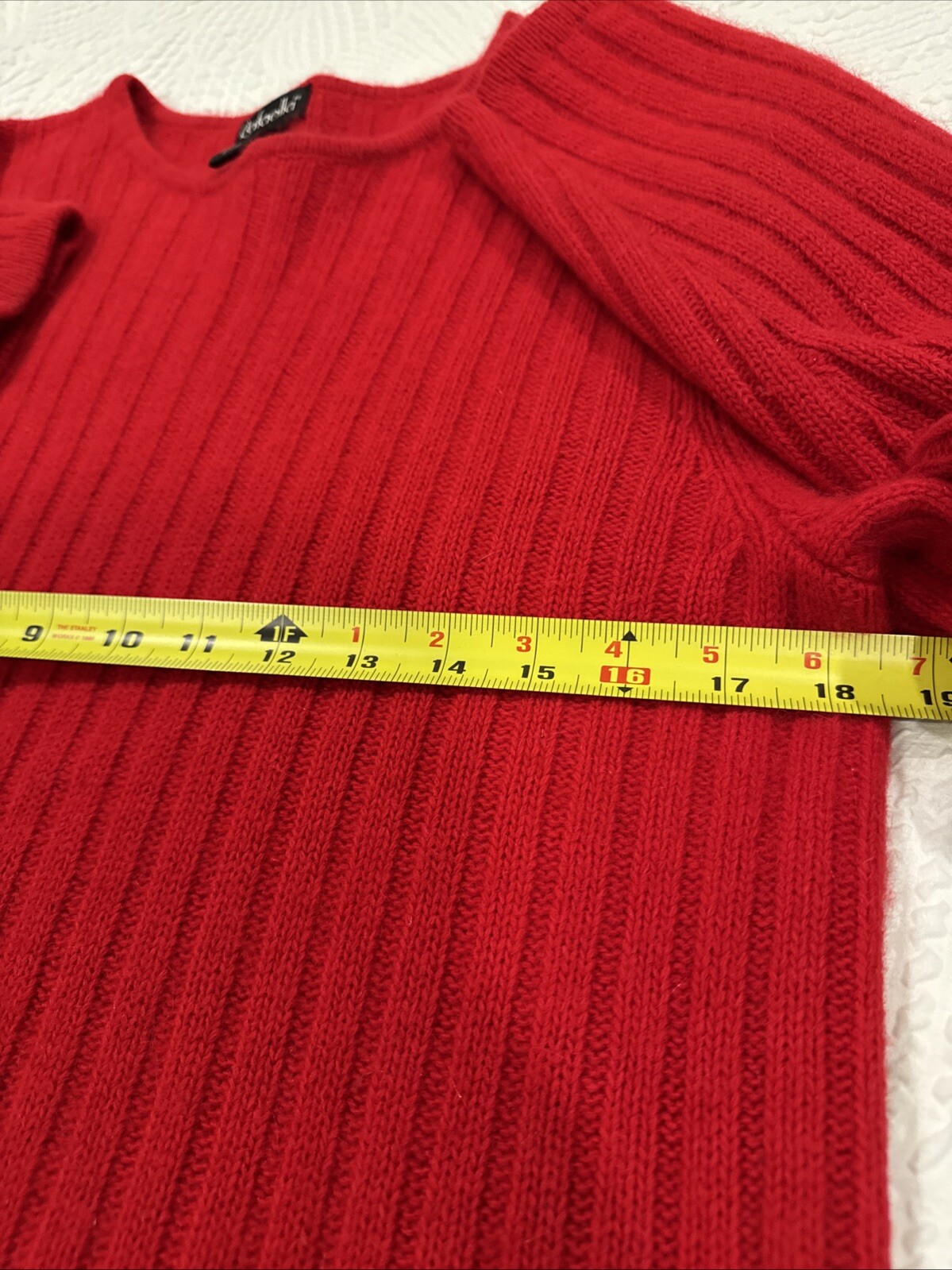 Vintage Rafaella Red Pullover Sweater Size L Angora Rabbit & Lambswool Hong Kong