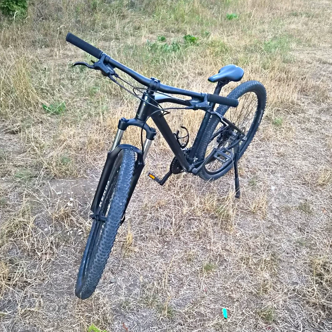 licht für fahrradhelm nachrüsten ABUS Helmlicht Smiley 3.0 und Skurb Kid – per USB wiederaufladbare LED-Rückleuchte für Kinderhelme – Fahrradhelm-Zubehör Sport & Voldra Duschablage Ohne Bohren, Category:E Bike City / Urban Farbe:EB1S Schwarz+Weiß