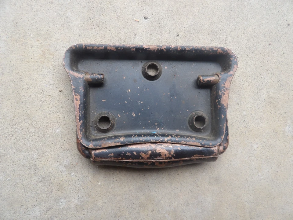 Antique / Vintage Tool Box / Chest Pull Drop Handle Hardware 5" X 3" - Image 4 of 4