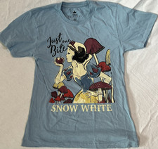 Disney Snow White Blue Graphic T-Shirt Adult Women  s Size S Princess Top