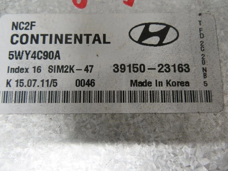 Engine ECM Electronic Control Module 2.0L Automatic Fits 09-12 ELANTRA 1612491 - Imagem 3 de 4