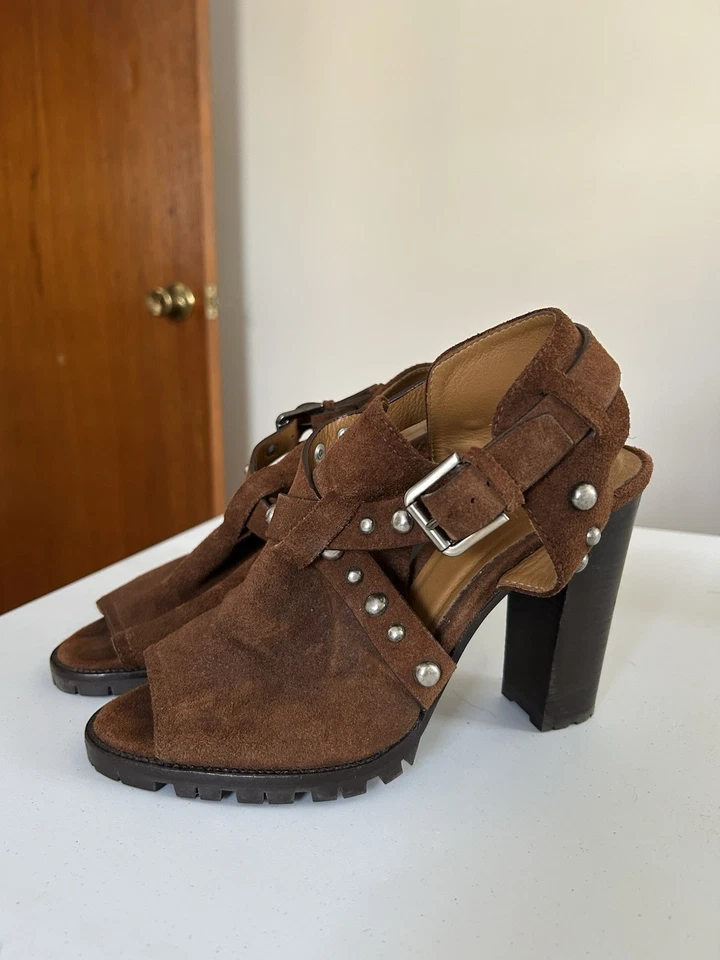 Salto Polo Ralph Lauren tamanho 9 couro marrom com tachas - originalmente $485! - Imagem 2 de 4