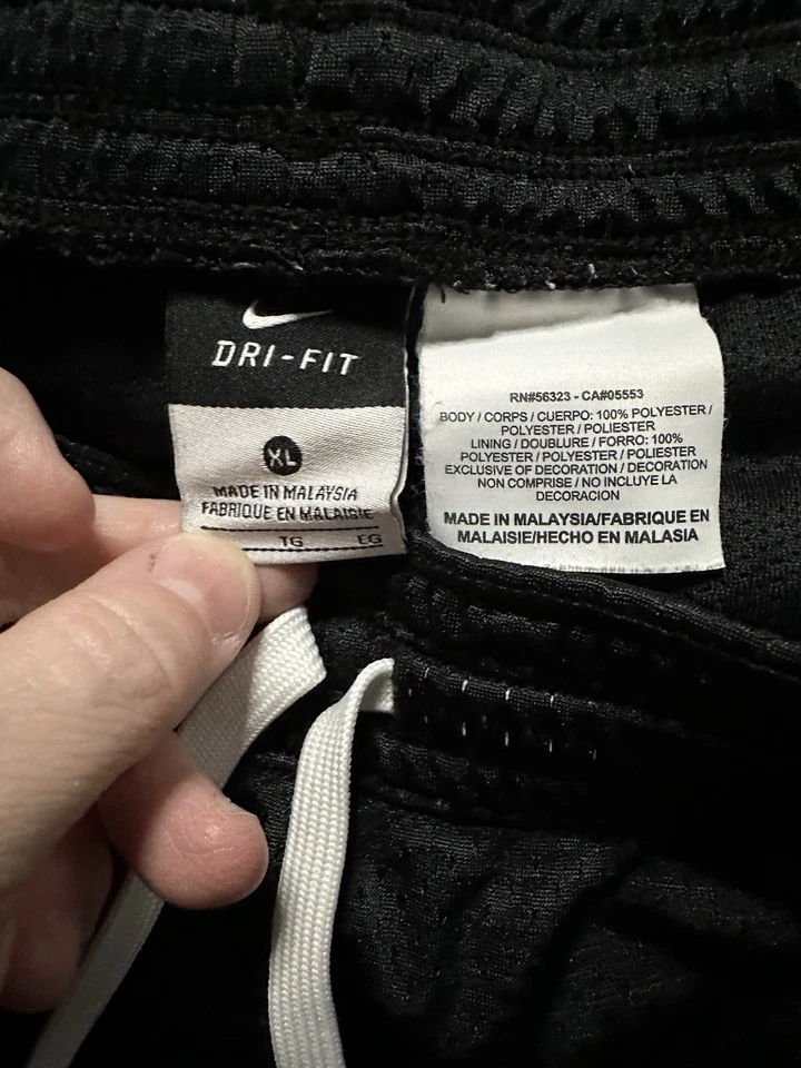 Nike Dri Fit Lot of 15 Assorted Athletic Womens Mesh Sports Shorts Sz XL - Image 3 of 4