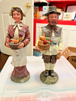 Windsor Collection Set Of 2 Pilgrim Thanksgiving Man & Woman Harvest Couple
