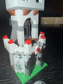 LEGO Kingdoms Outpost Attack (7948) &ndash; 100% Complete w/ Instructions