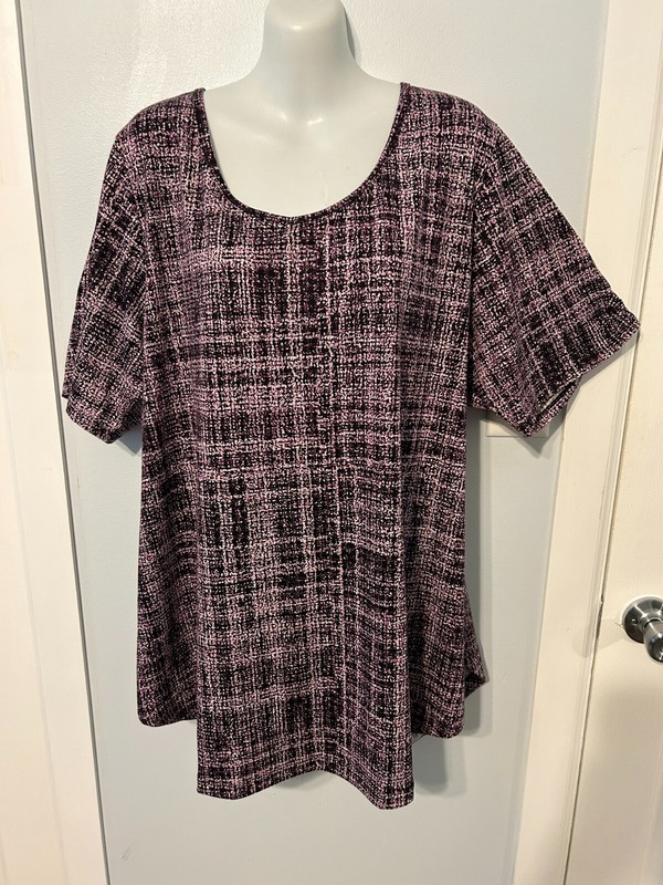 Women's LuLaRoe Black & Purple Multi-Color Top with Short Sleeves  Plus Size 3XL