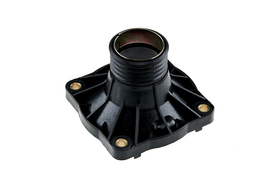 Coolant Flange For BMW 5 E34 530I V8, 540I V8 92-95, 7 E38 730I, 740I 94-01