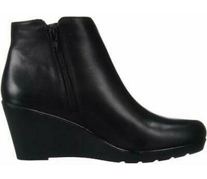 naturalizer landry booties