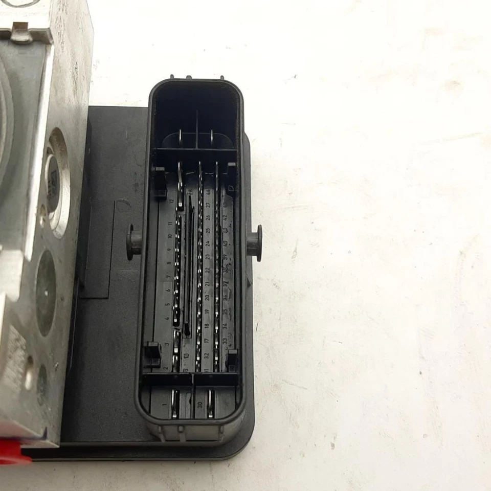 Bomba de freno antibloqueo ABS de fabricante de equipos originales para brújula 68580093AC conjunto ABS Foto 3 de 3