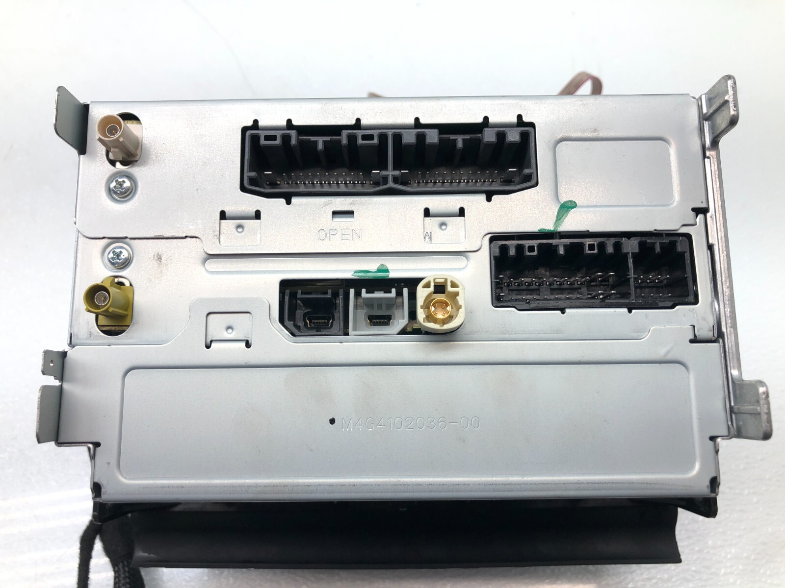 2014-2019 MASERATI GHIBLI RADIO CD PLAYER FM AM HEAD UNIT OEM.