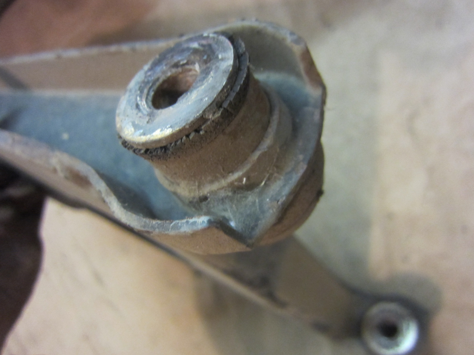 Ferrari 328 / 308 - RH Front Upper Suspension Lever -  P/N 104392