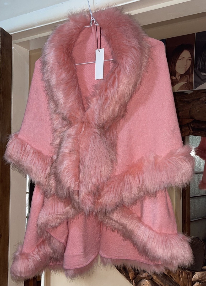Urban Mist Pink Faux Fur Cape Shawl Size Large Id Say 6/8/10/12
