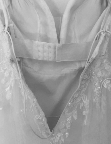 Debutante / Wedding Dress - Picture 6 of 13