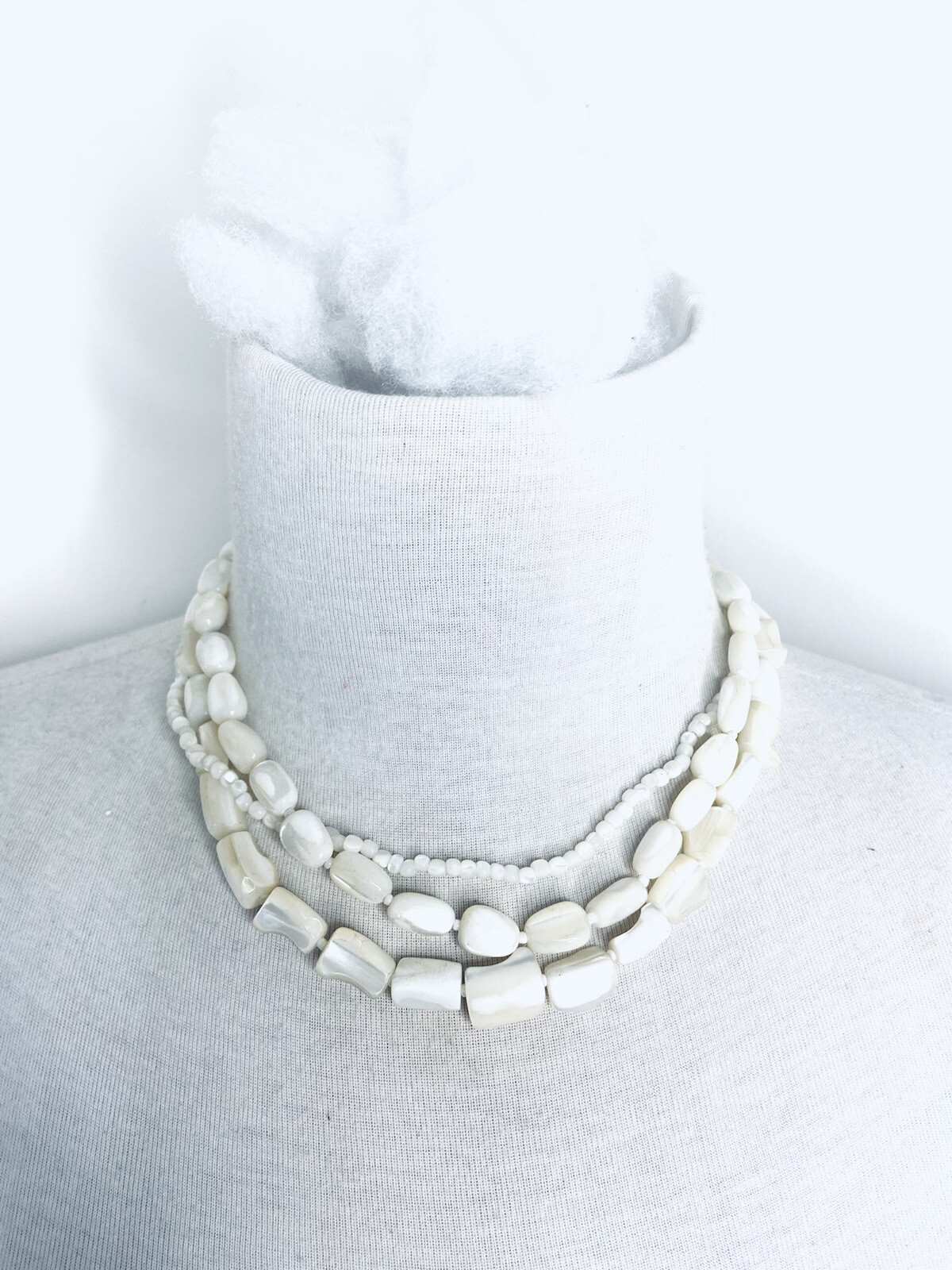 Express Polished Shell 3 Strand Layer Beaded Stat… - image 1