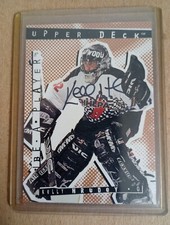 1995 NHLPA Upper Deck Kelly Hrudey, G SIGNED CARD #140  Be A Player Los Angeles 