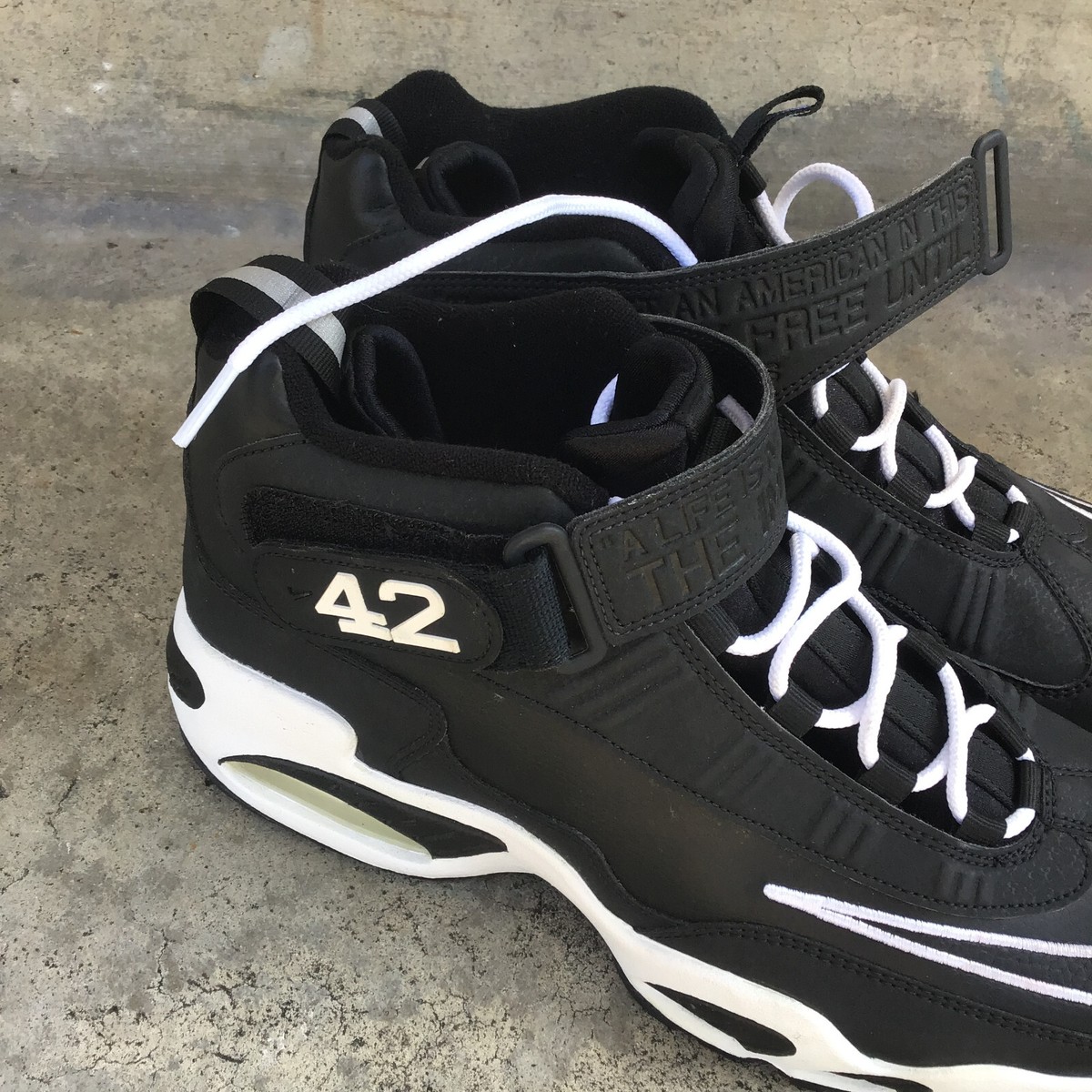 Nike Air Griffey Max 1 Jackie Robinson 