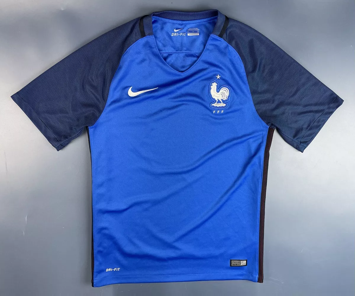 Nike soccer shop t shirts