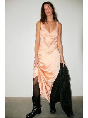 NWOT Free People Maybe Forever Maxi Dress Peach Crinkle Satin Lace V Neck  Size 0 | eBay