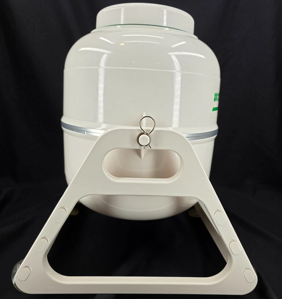 The Laundry Alternative Wonder Wash Non-Electric Portable Washing Machine - Image 4 of 4