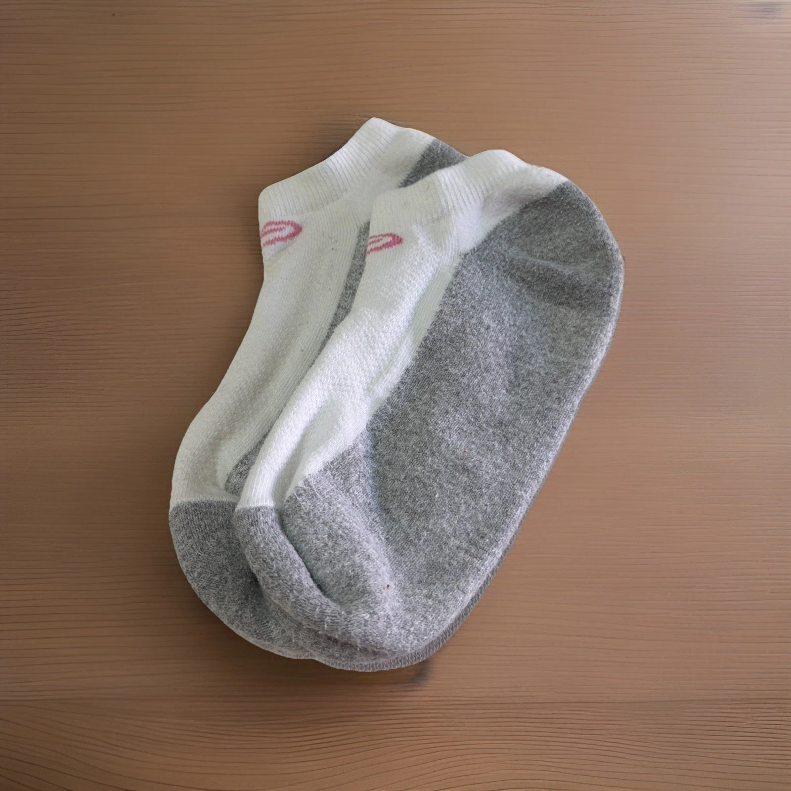 Women's VTG Socks Low Cut White Ankle Acrylic Blend Size 7-9 NOS 80s 90s Grey