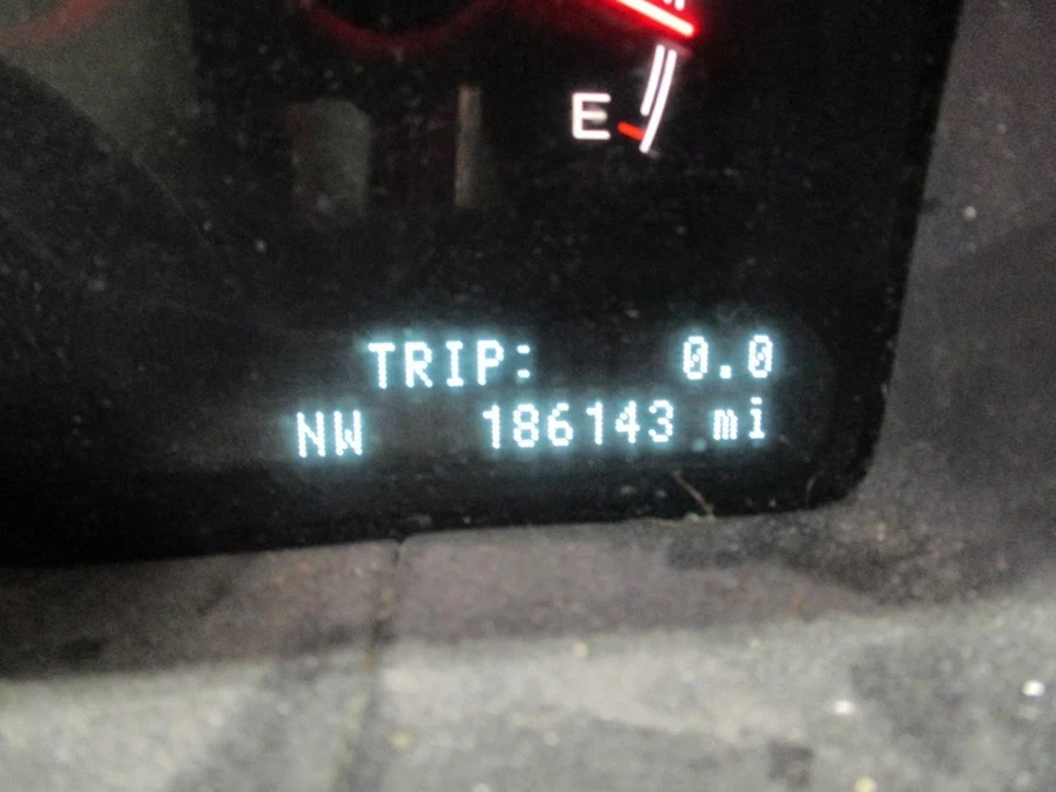 Medidor de flujo de aire de inyección de combustible usado se adapta a: Lincoln Navigator 2004 grado A Foto 3 de 4