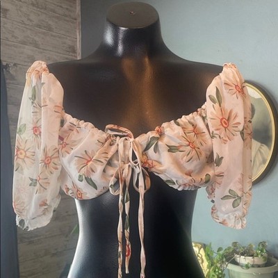 Boohoo Floral Tie-Front Crop Top