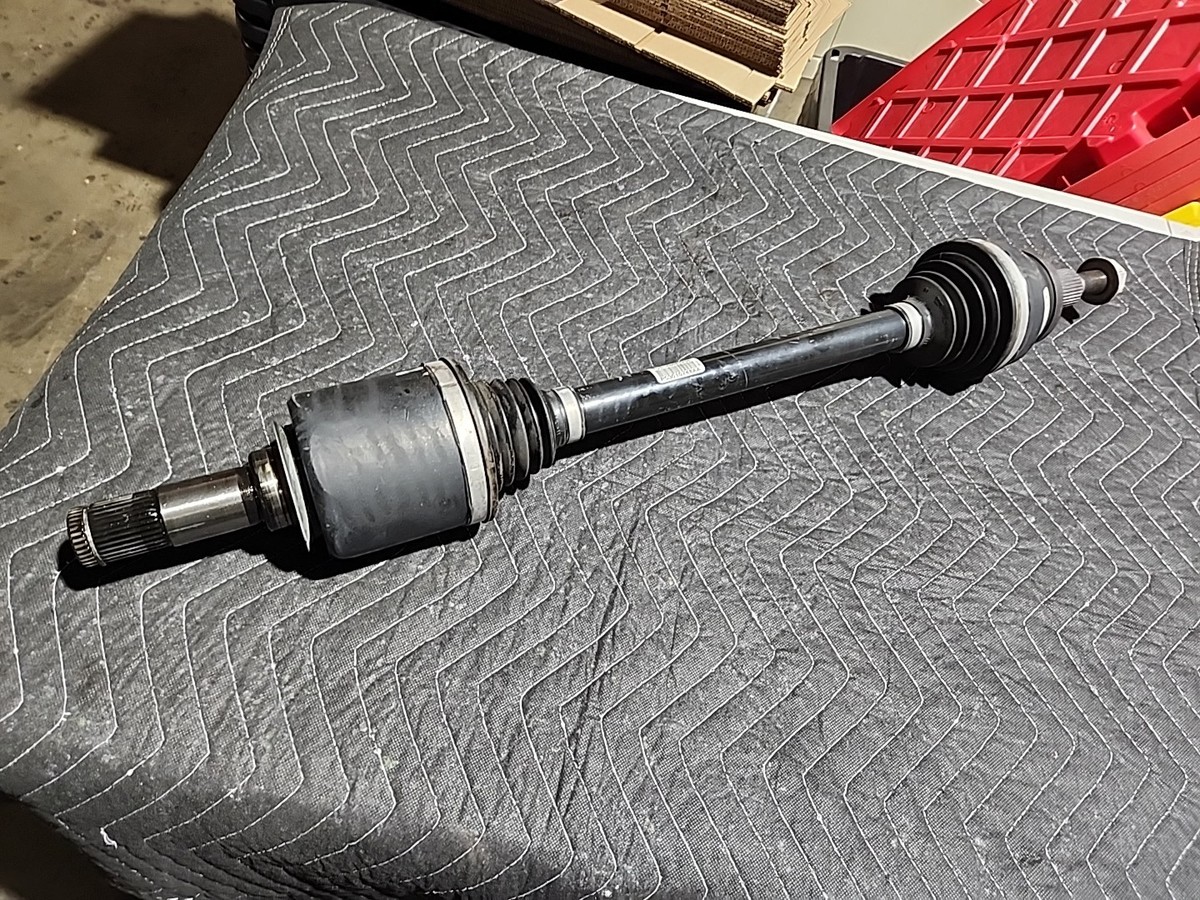 15 - 21 DODGE CHARGER SRT HELLCAT Scat 392 REAR PASSENGER CV SHAFT