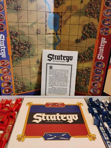 VINTAGE 1986 STRATEGO BOARD GAME MILTON BRADLEY COMPANY COMPLETE