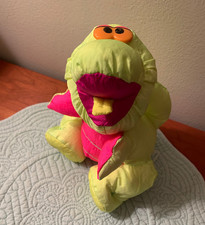 VINTAGE FISHER PRICE PUFFALUMP DINOSAUR W/SQUEEKER 1992