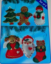 Sunrise FESTIVE FAVORITES 6 Felt Christmas ORNAMENTS - Kit 50-3900 - RARE 2009