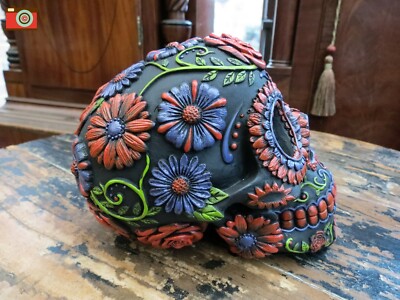 Sugar Blooms Decorative Sugar Skull Figurine – Day Of The Dead Gothic Decor, 18cm