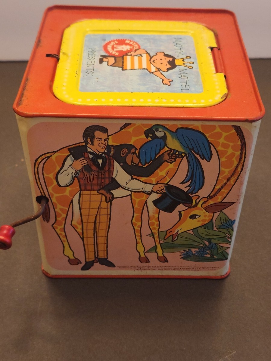 Vintage tin 1967 Doctor Dolittle Giraffe in the Music Box Jack in