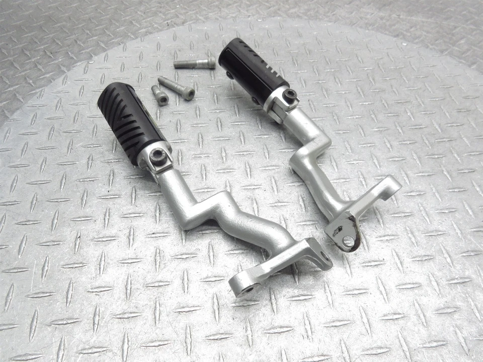 99-03 Victory Classic Cruiser V92 2003 pie trasero pasajero clavija reposapiés izquierdo derecho Foto 3 de 4